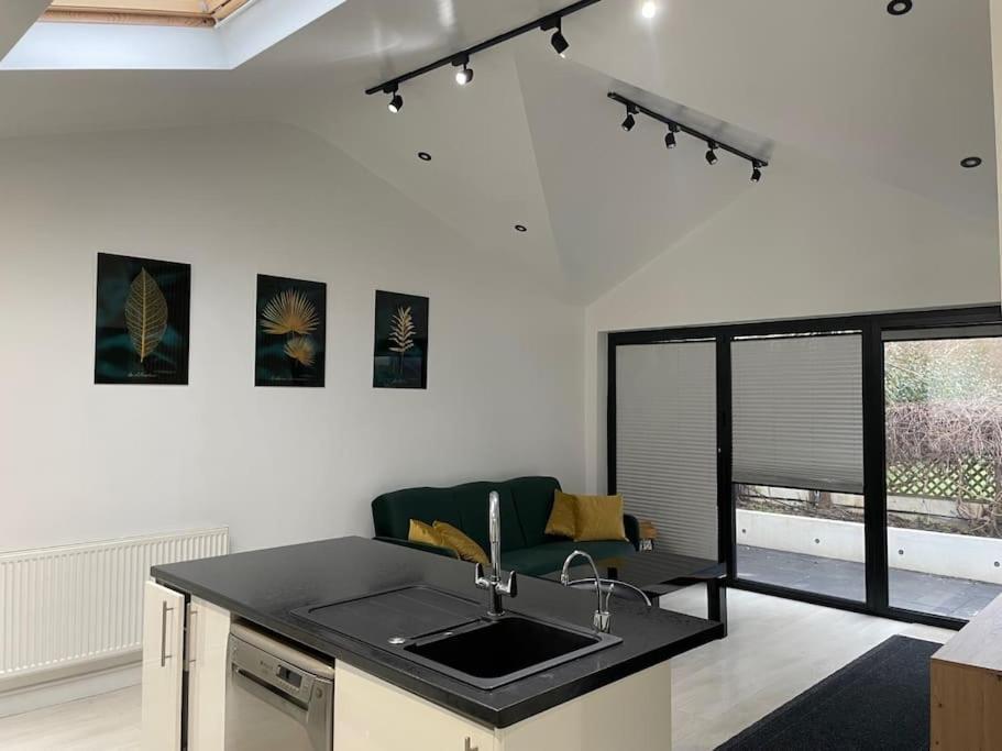 Annex At Orchard House - Strictly No Parties Apartment Barton in the Clay